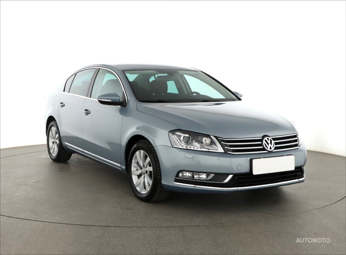 Volkswagen Passat, 2012 - pohled č. 1