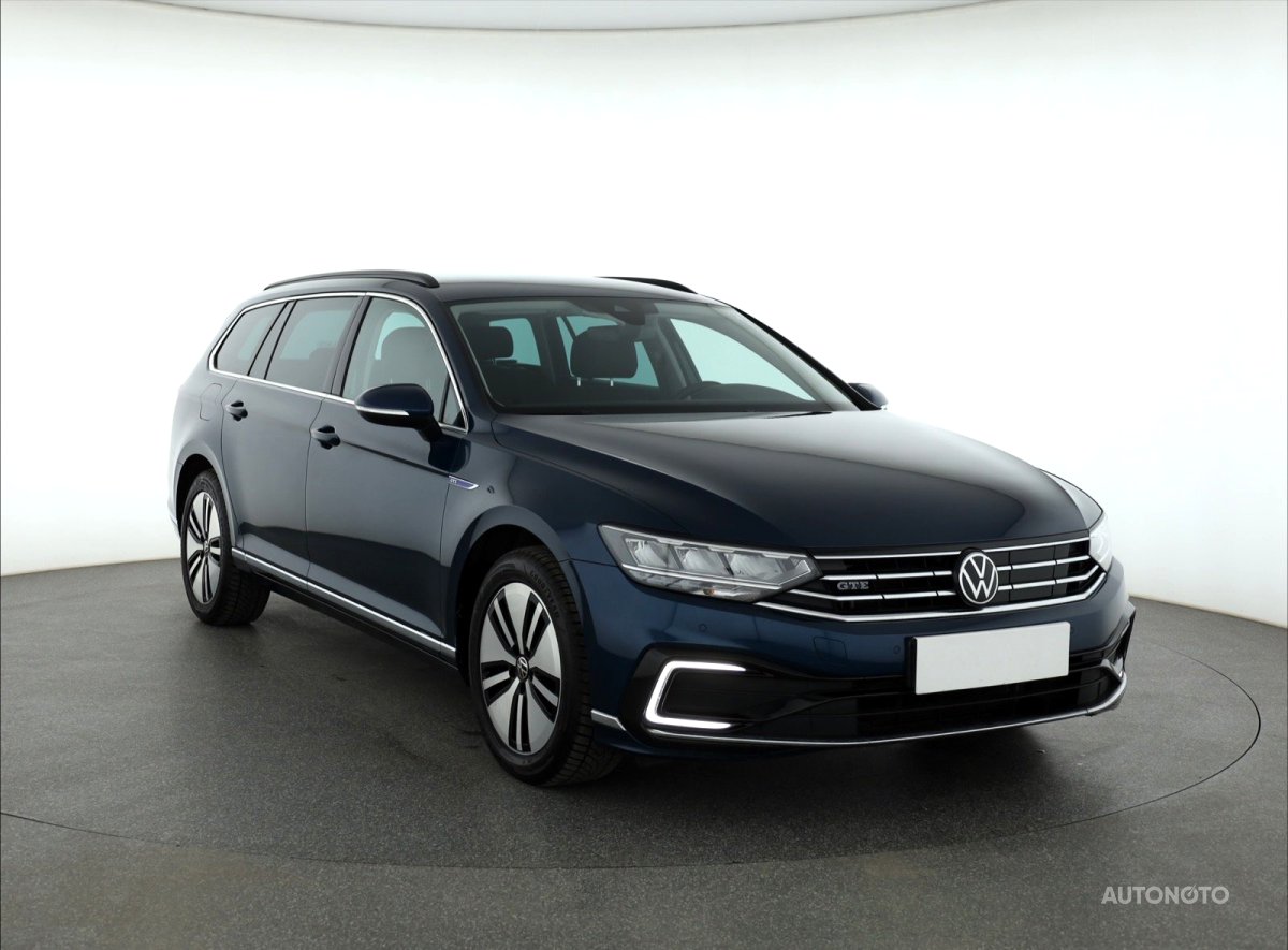 Volkswagen Passat, 2021 - pohled č. 1