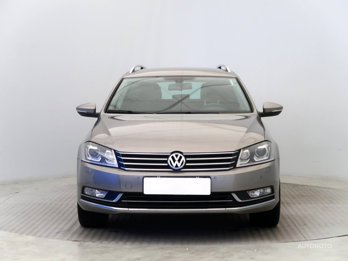 Volkswagen Passat, 2014 - pohled č. 2