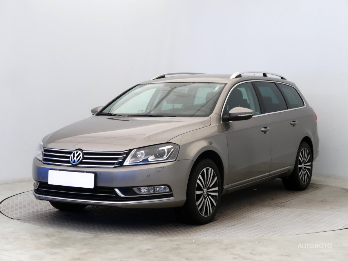 Volkswagen Passat, 2014 - pohled č. 3