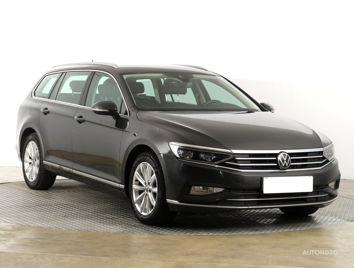 Volkswagen Passat, 2022 - pohled č. 1