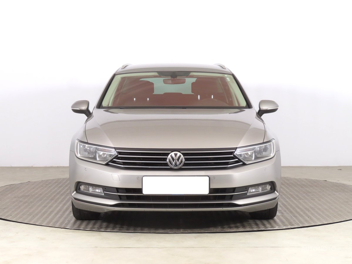 Volkswagen Passat, 2015 - pohled č. 2