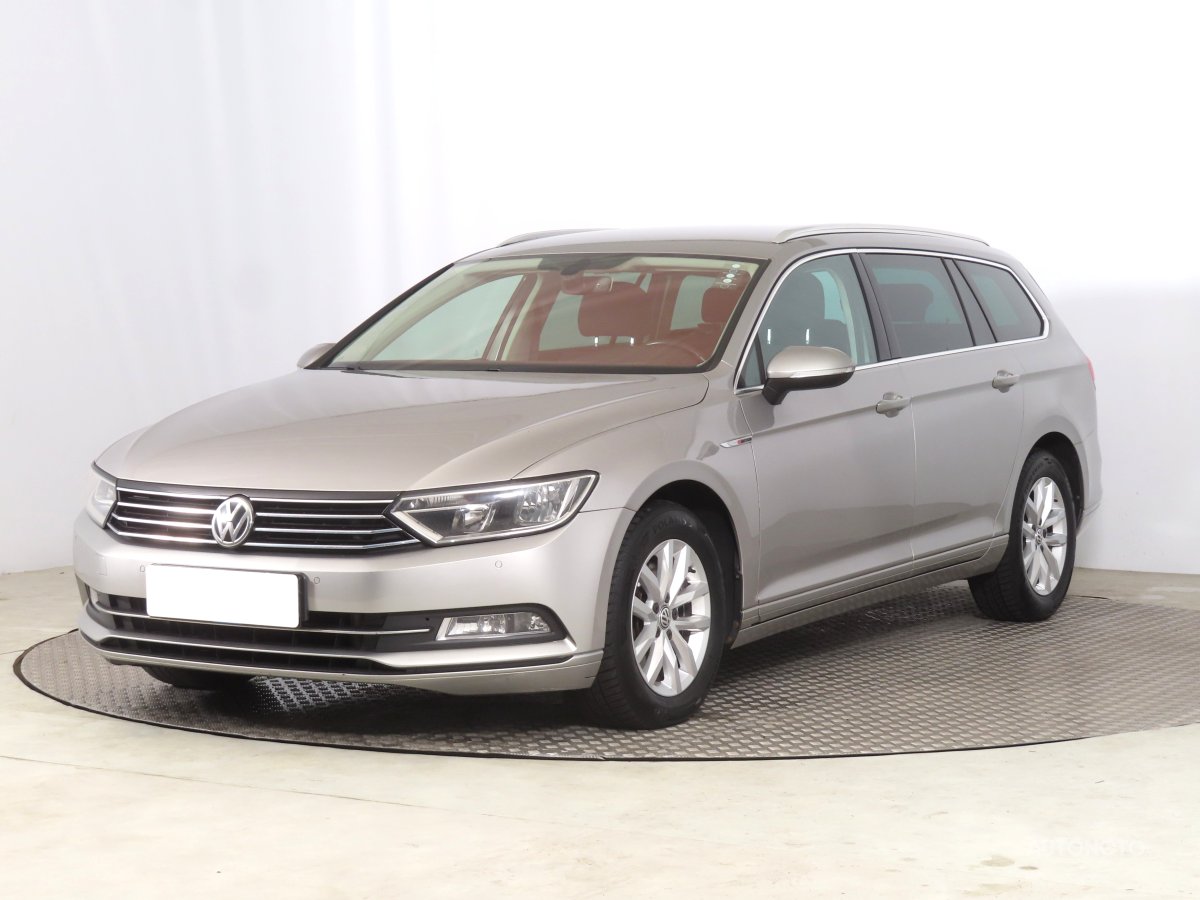 Volkswagen Passat, 2015 - pohled č. 3
