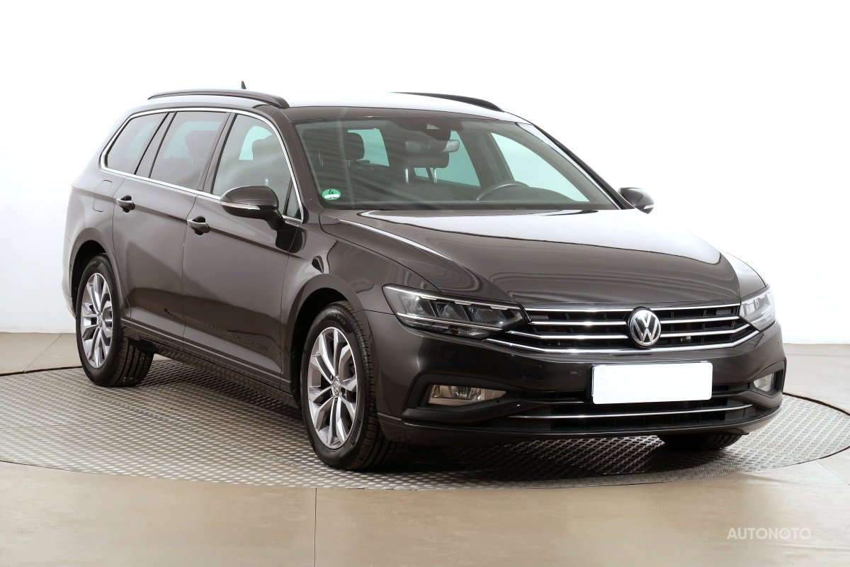 Volkswagen Passat, 2020 - pohled č. 1
