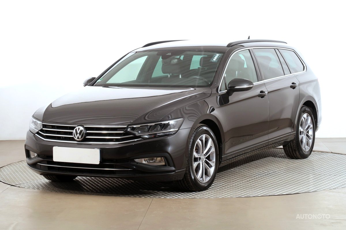 Volkswagen Passat, 2020 - pohled č. 3