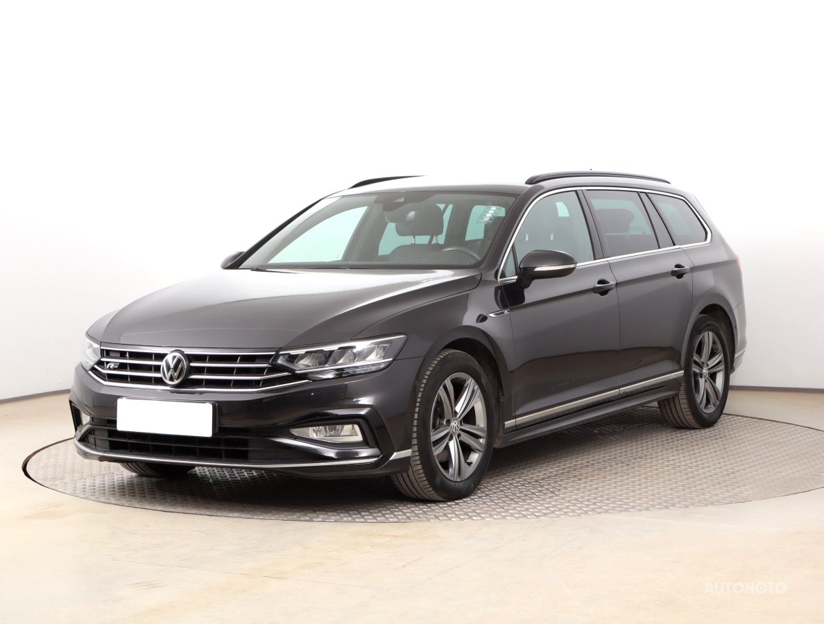 Volkswagen Passat, 2020 - pohled č. 3