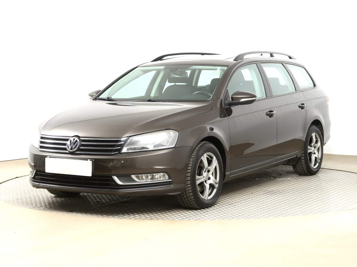 Volkswagen Passat, 2013 - pohled č. 3