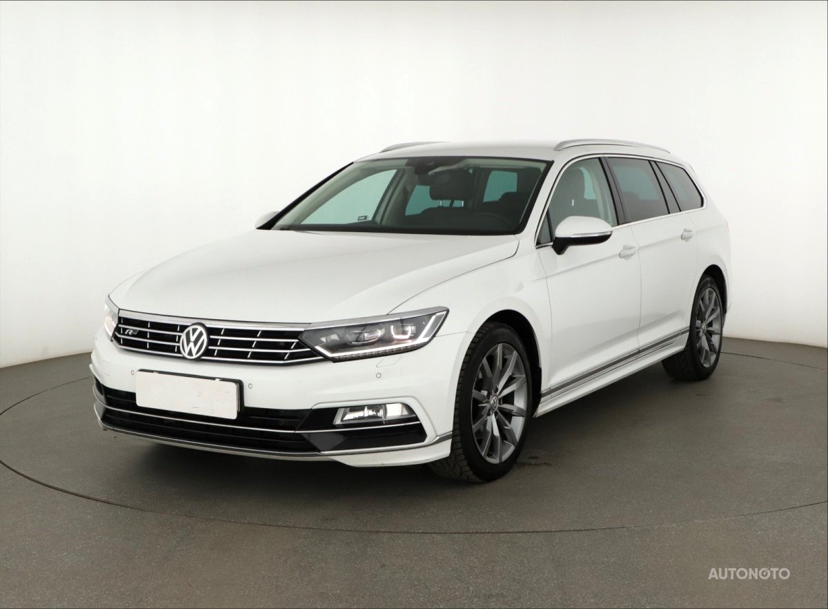 Volkswagen Passat, 2018 - pohled č. 3