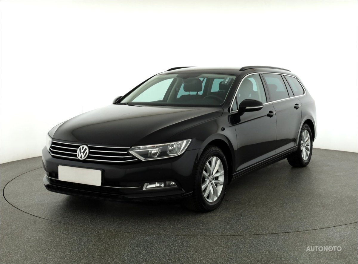 Volkswagen Passat, 2017 - pohled č. 3