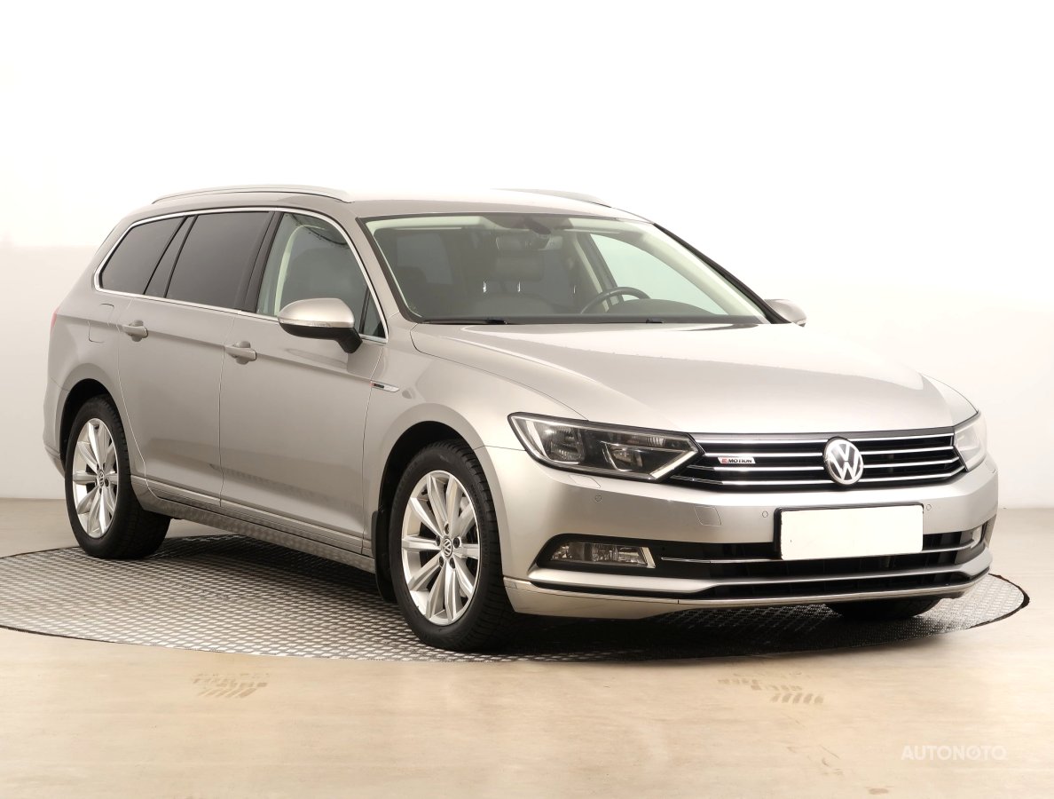 Volkswagen Passat, 2015 - celkový pohled