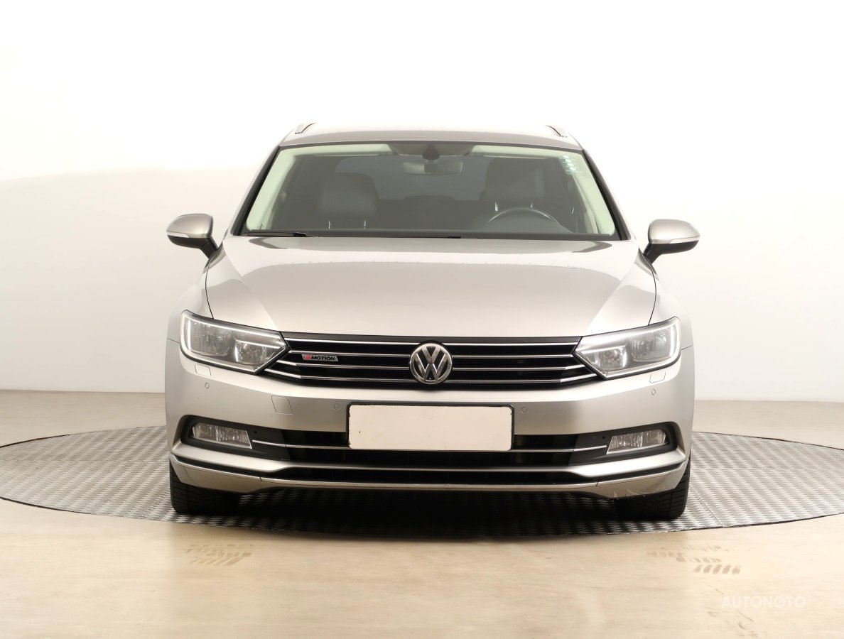Volkswagen Passat, 2015 - pohled č. 2