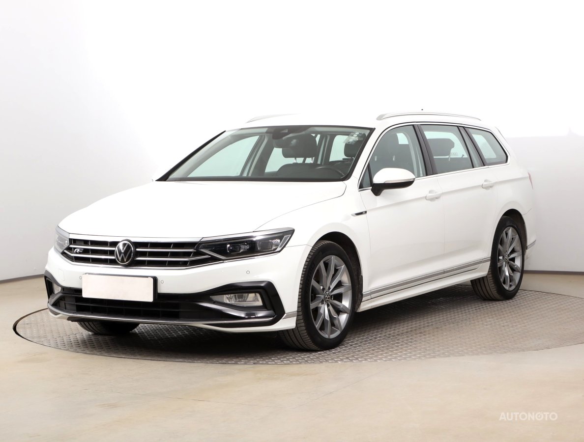 Volkswagen Passat, 2020 - pohled č. 3