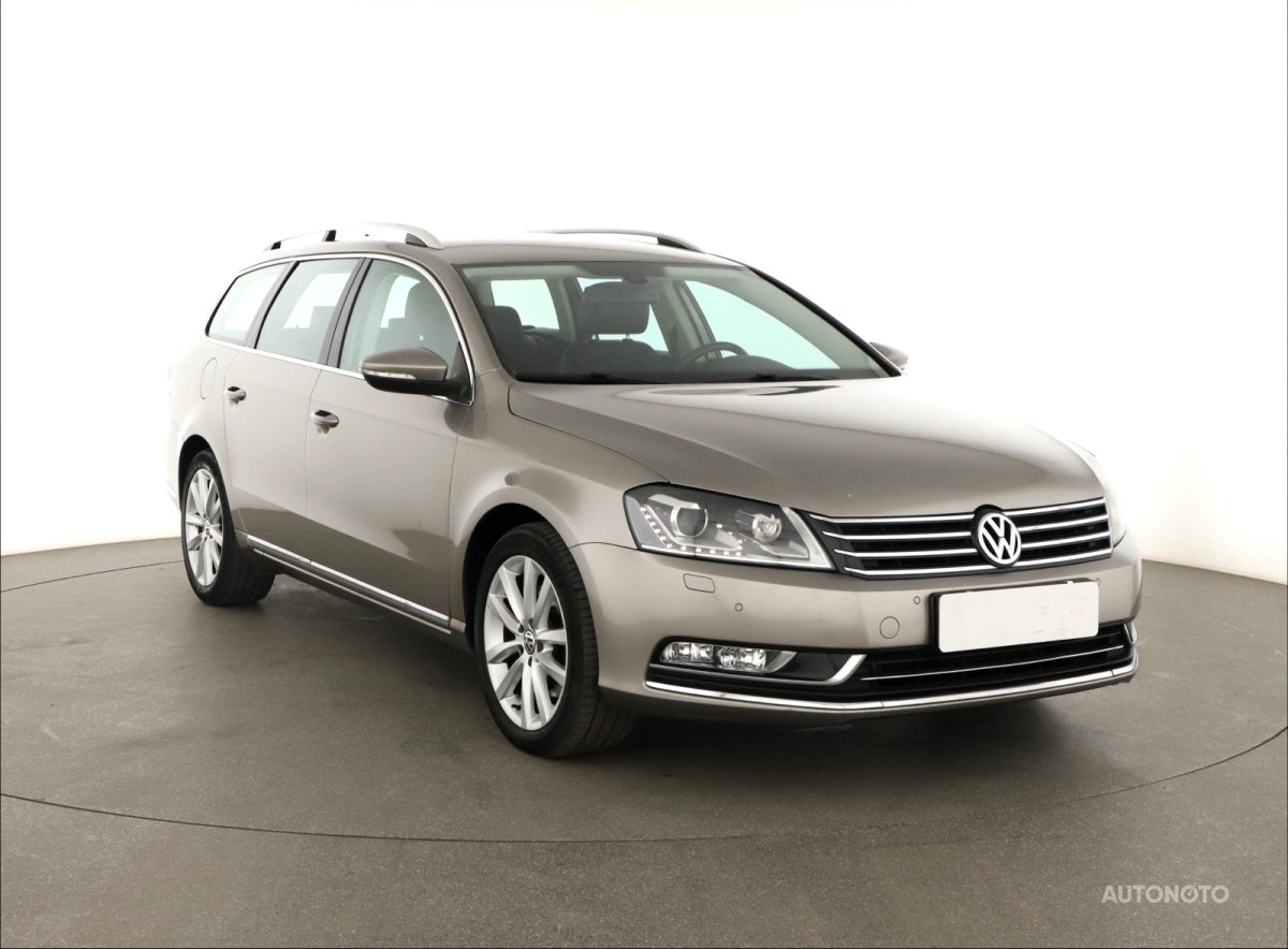 Volkswagen Passat, 2014 - celkový pohled