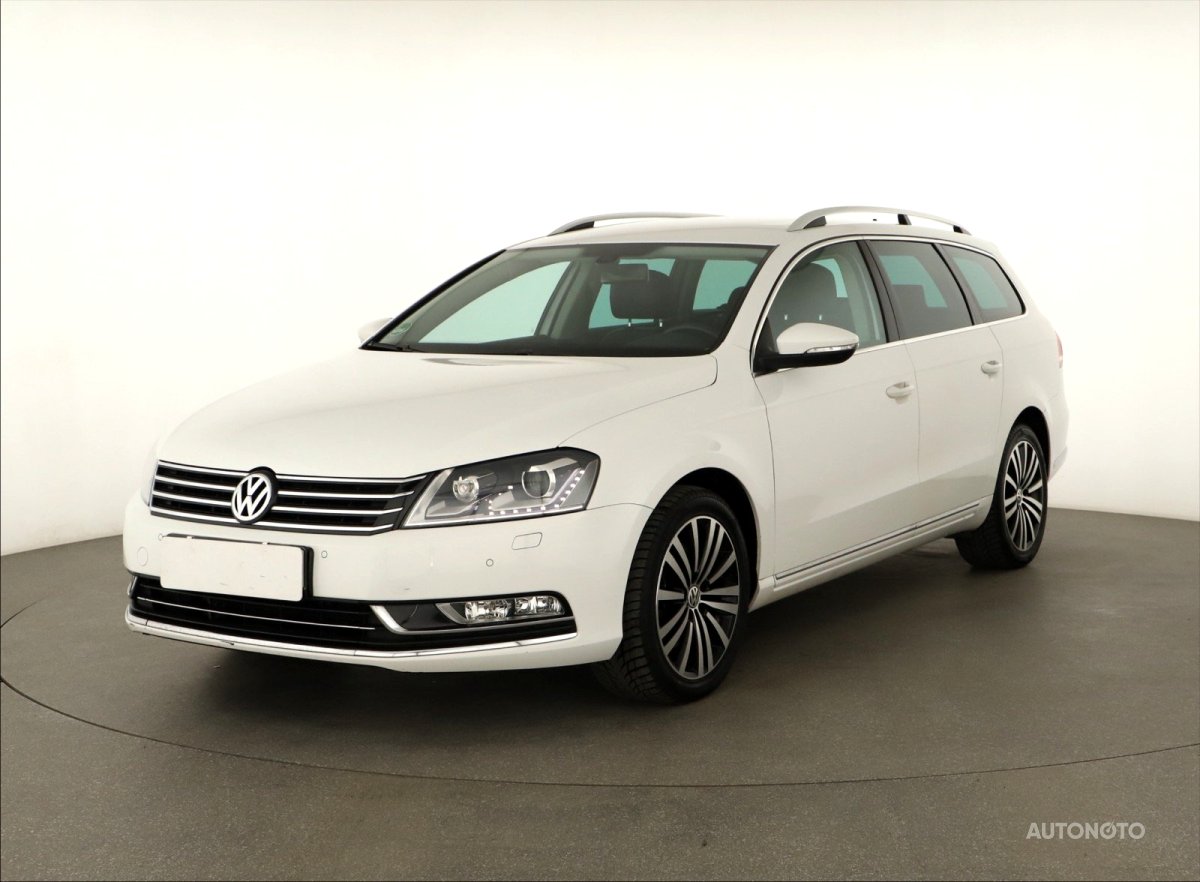 Volkswagen Passat, 2011 - pohled č. 3