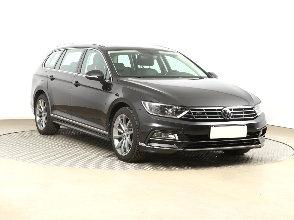 Volkswagen Passat, 2019 - celkový pohled