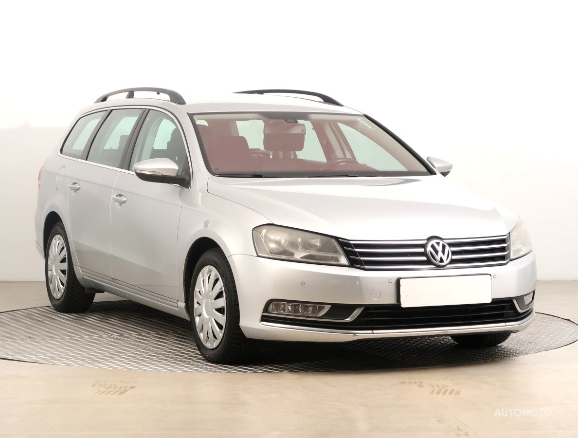Volkswagen Passat, 2011 - pohled č. 1