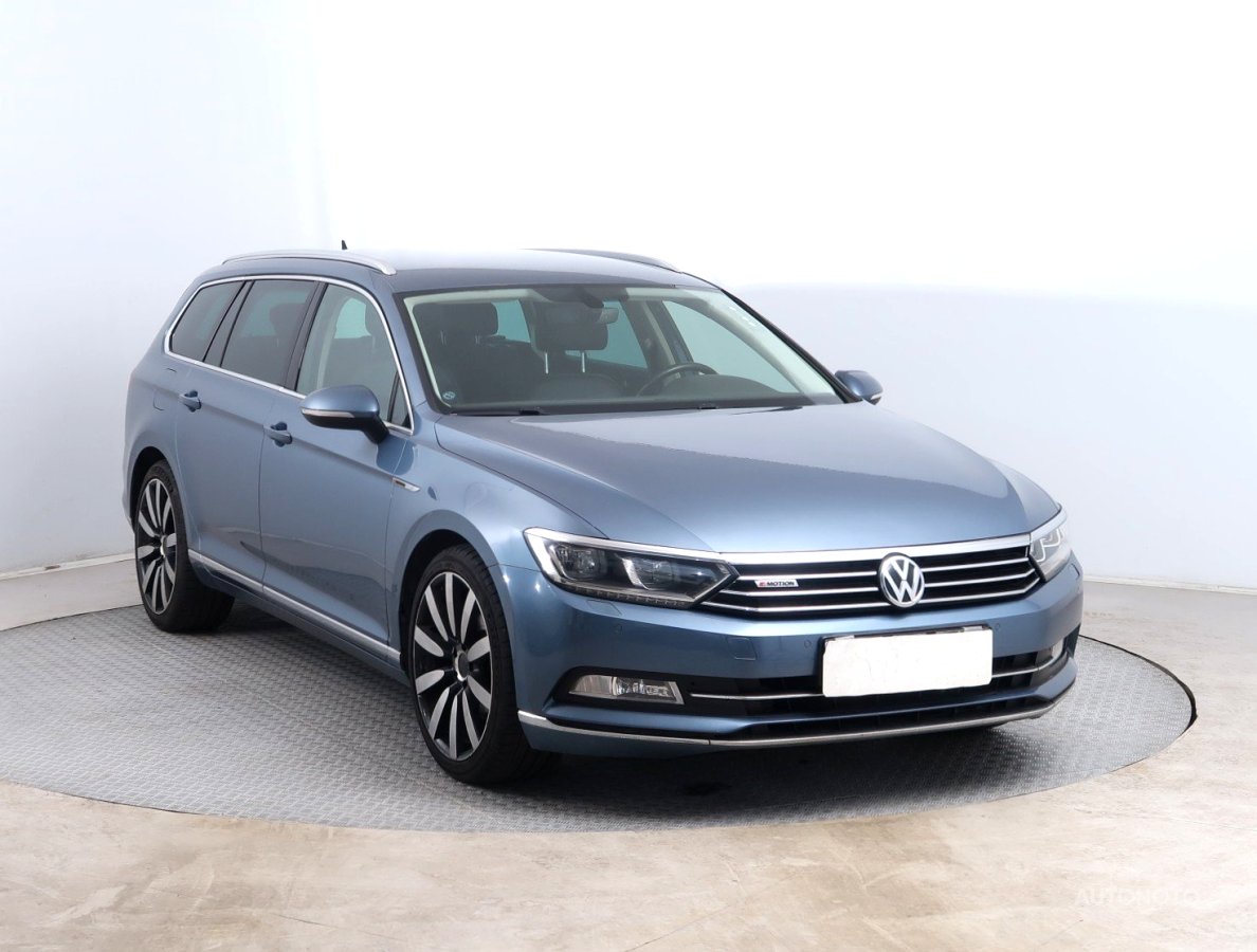 Volkswagen Passat, 2015 - celkový pohled