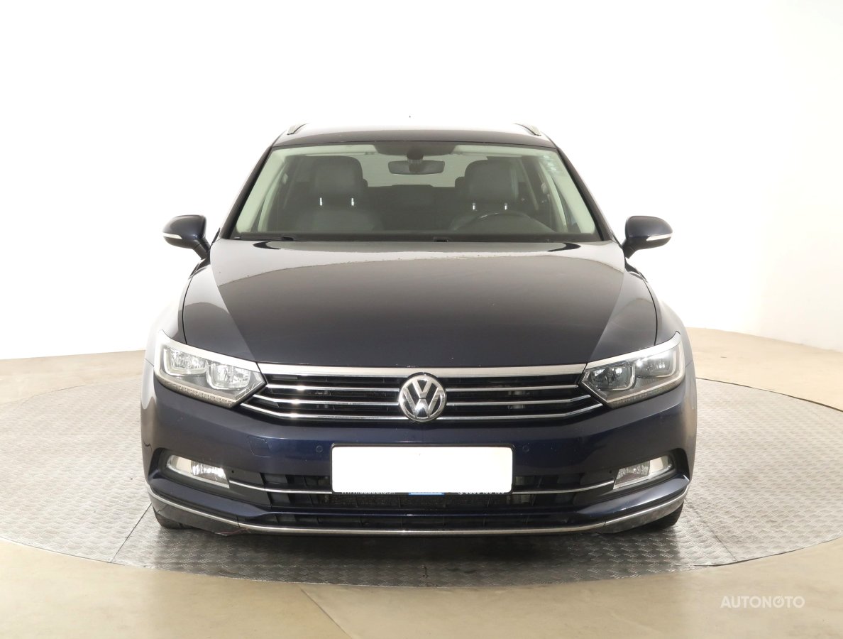 Volkswagen Passat, 2016 - pohled č. 2