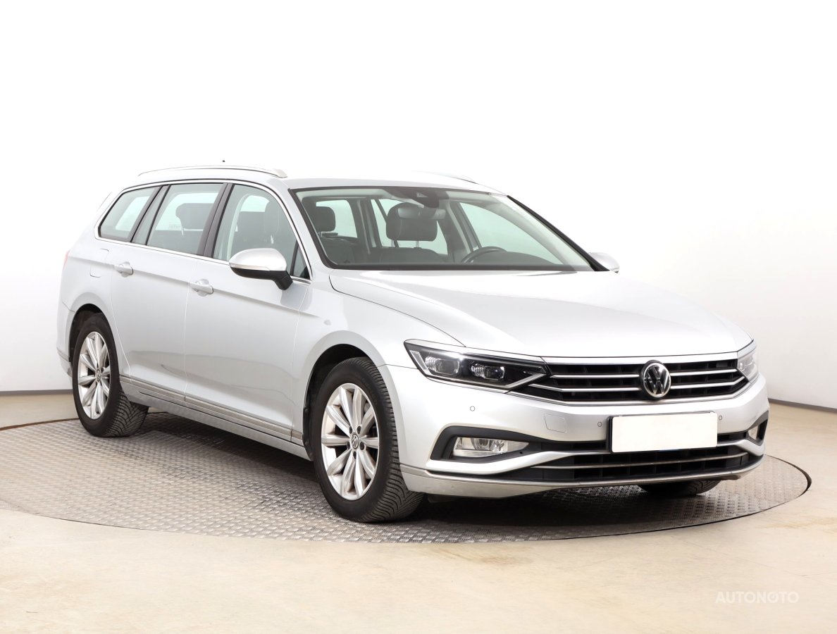 Volkswagen Passat, 2020 - celkový pohled