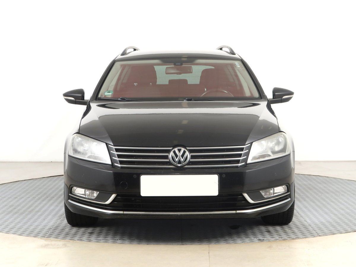 Volkswagen Passat, 2012 - pohled č. 2