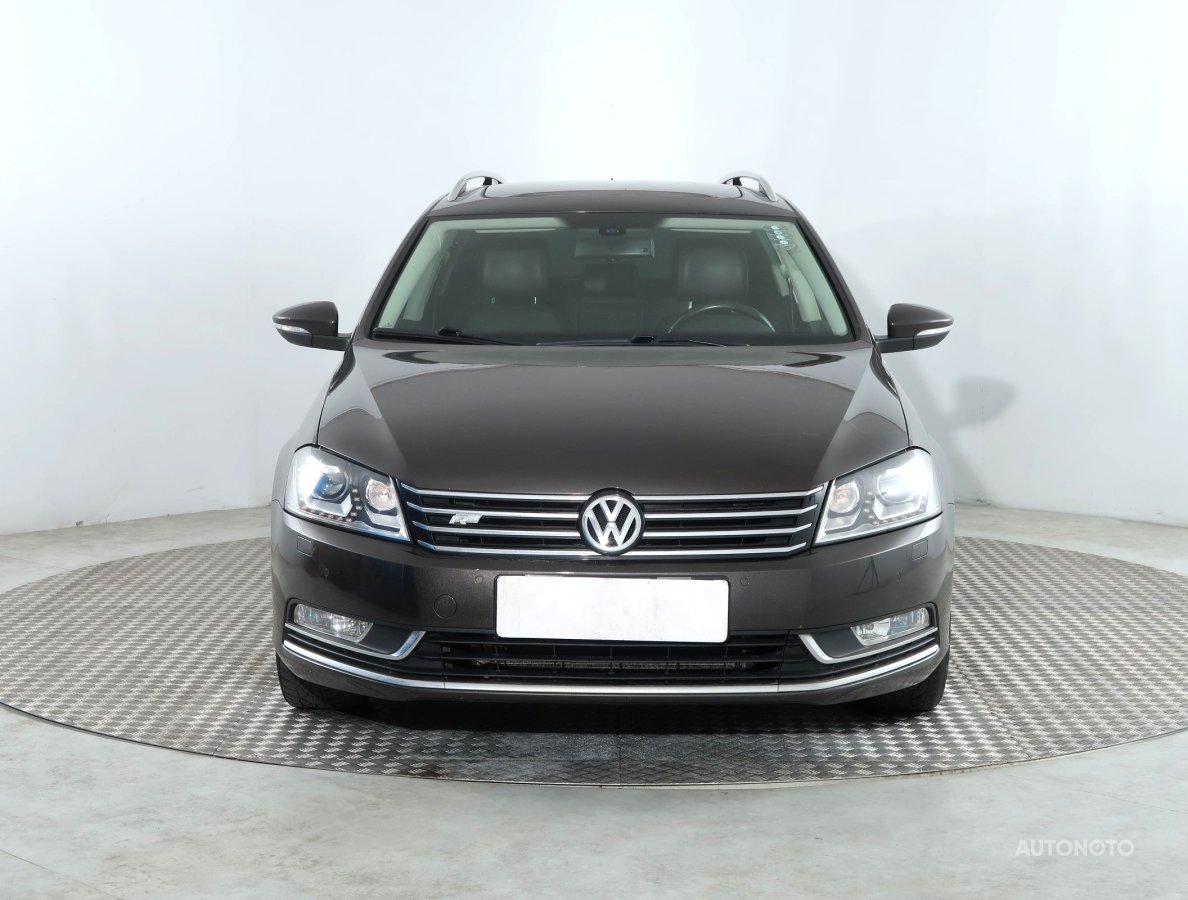 Volkswagen Passat, 2014 - pohled č. 2