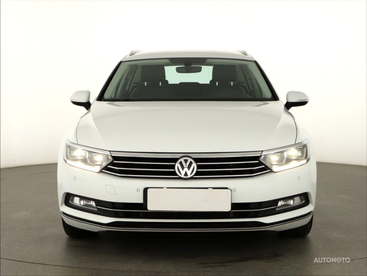 Volkswagen Passat, 2017 - pohled č. 2
