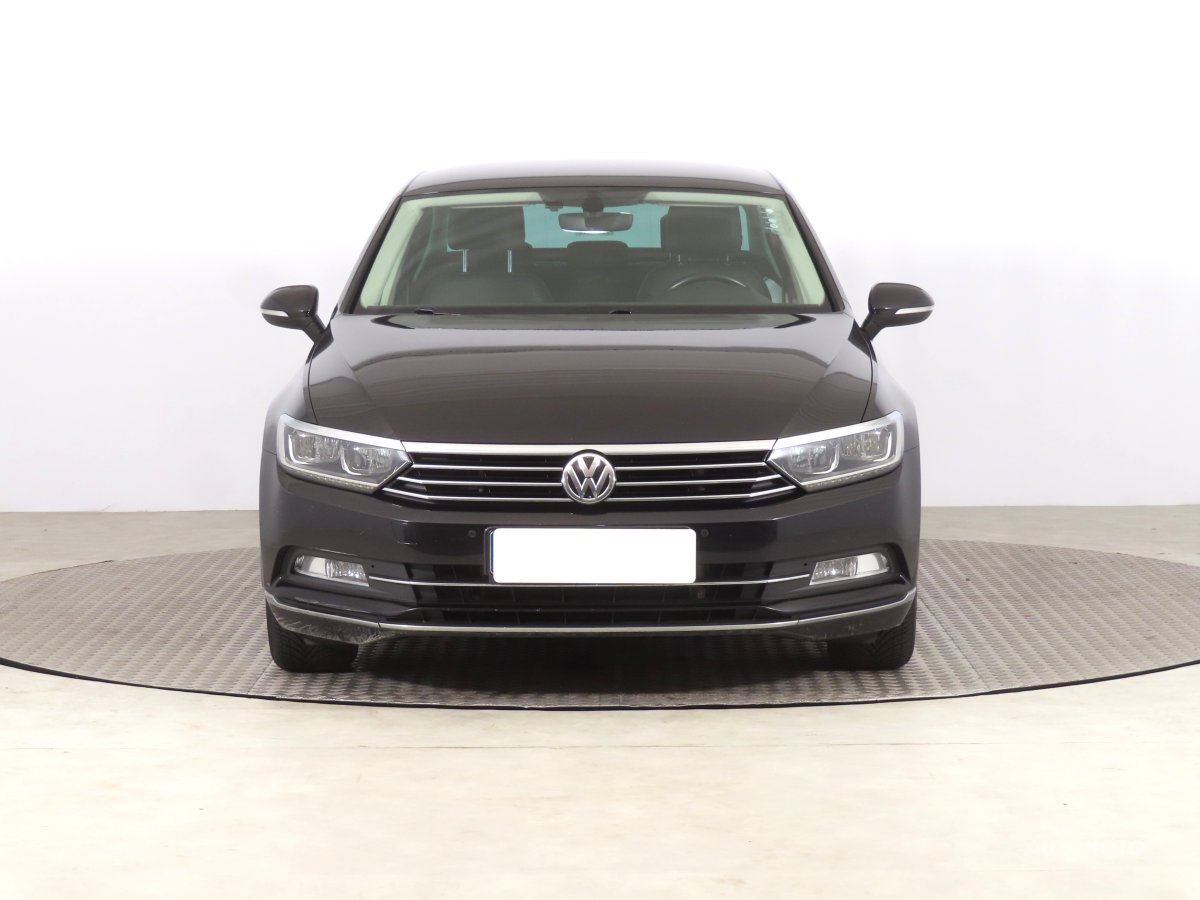 Volkswagen Passat, 2017 - pohled č. 2