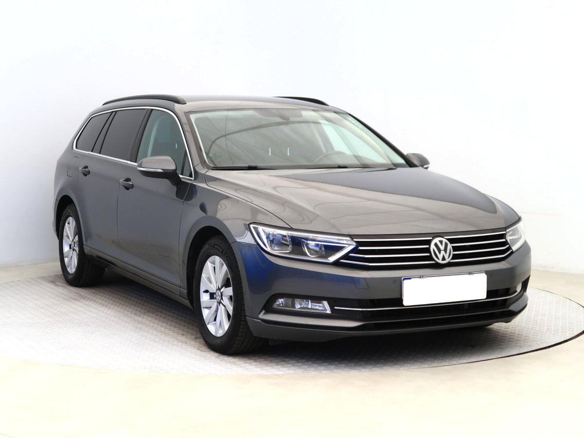 Volkswagen Passat, 2015 - celkový pohled