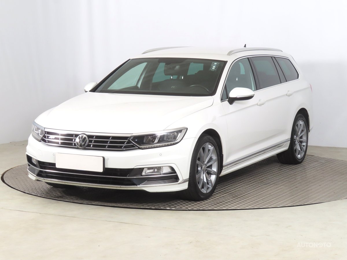 Volkswagen Passat, 2018 - pohled č. 3