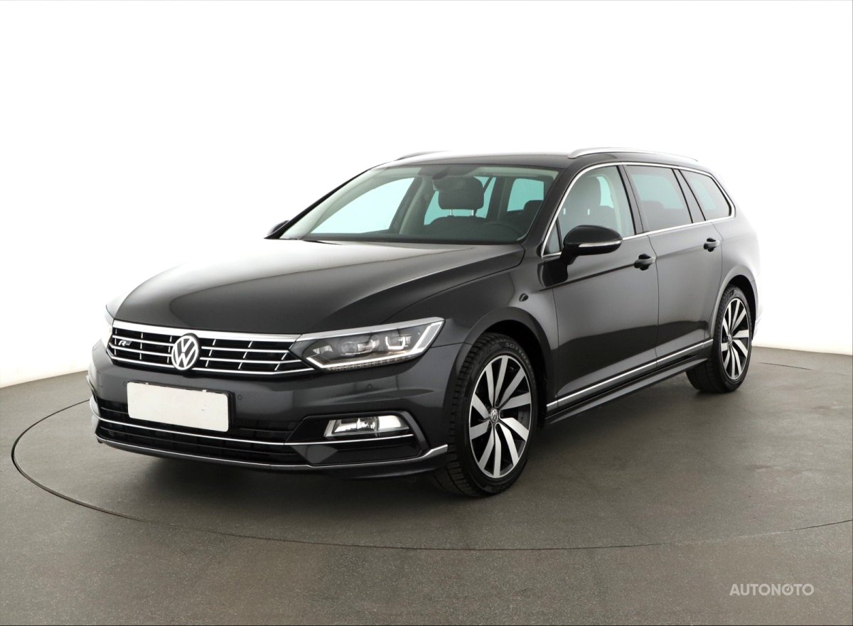 Volkswagen Passat, 2019 - pohled č. 3
