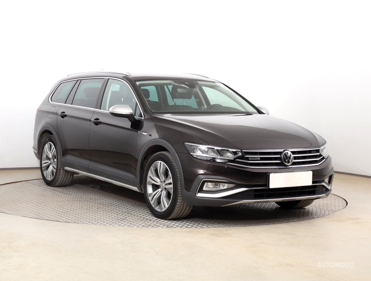 Volkswagen Passat, 2020 - pohled č. 1