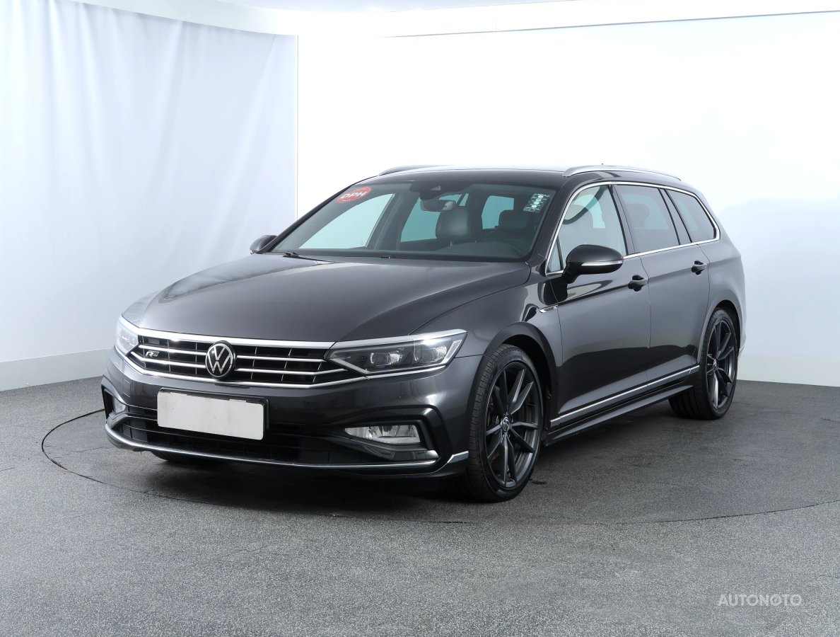 Volkswagen Passat, 2020 - pohled č. 3