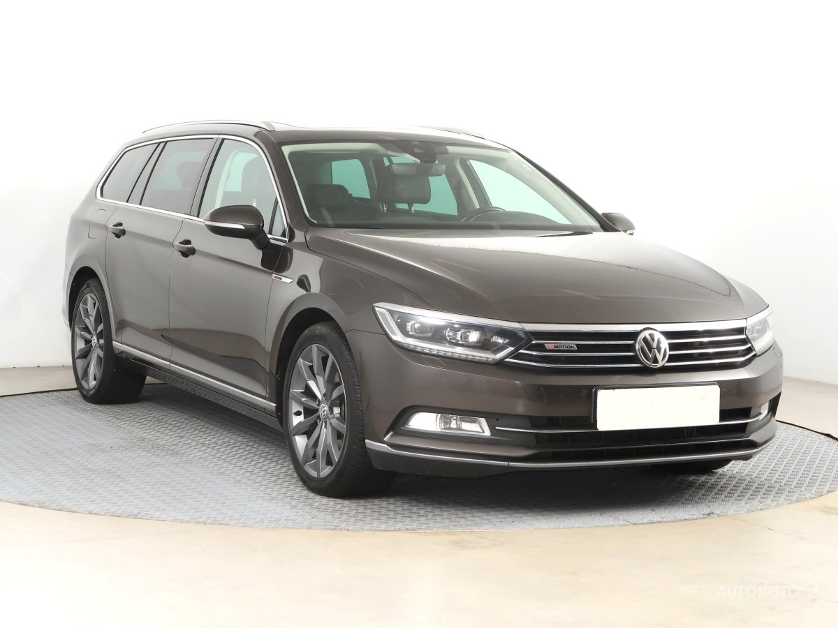 Volkswagen Passat, 2016 - celkový pohled