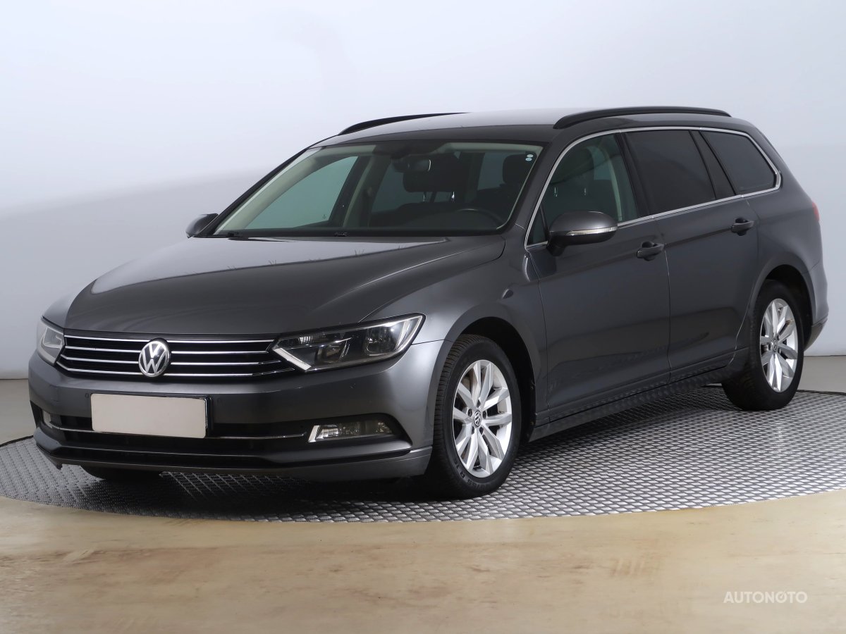 Volkswagen Passat, 2015 - pohled č. 3