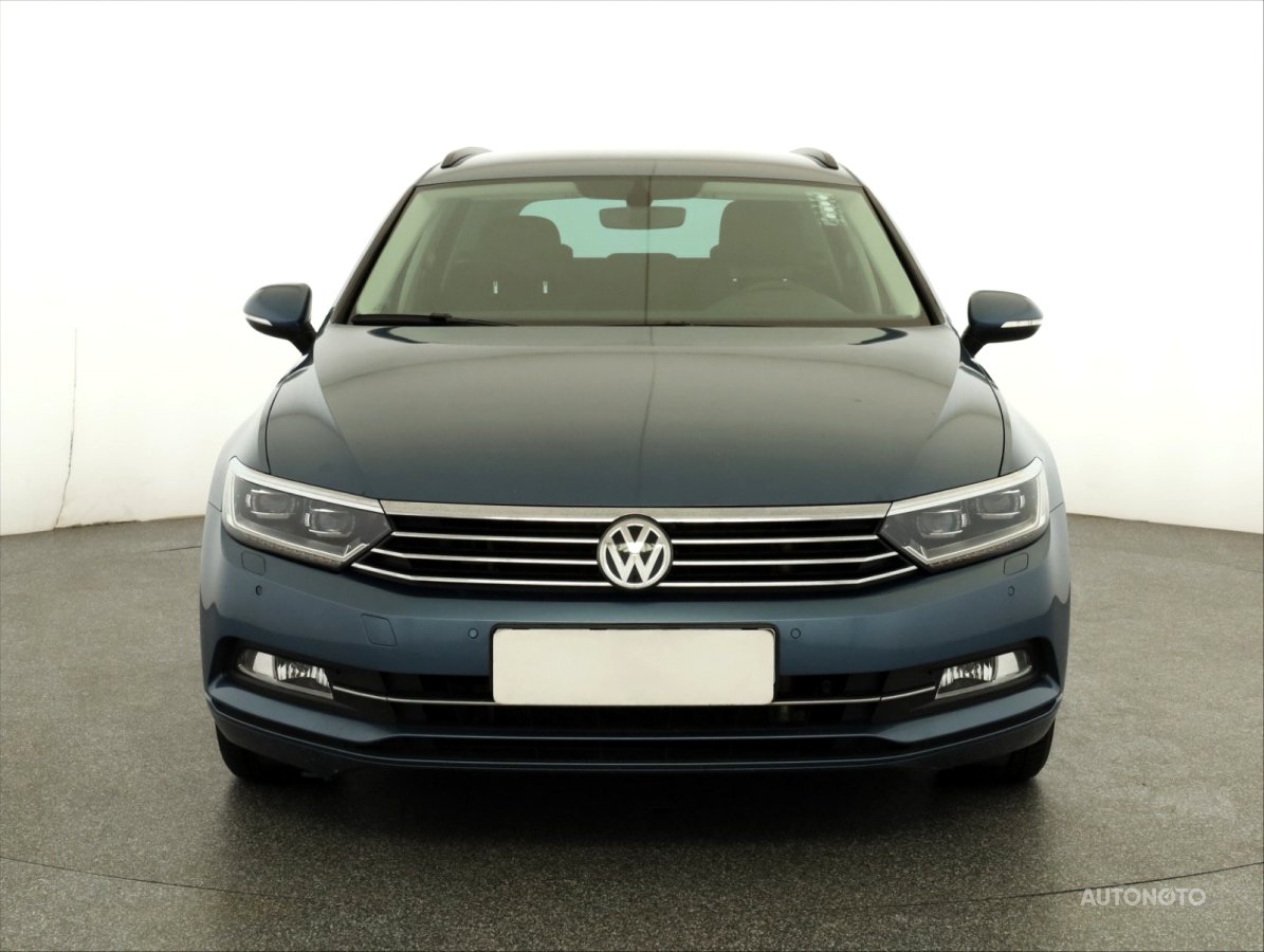 Volkswagen Passat, 2016 - pohled č. 2