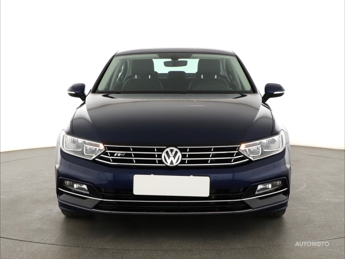 Volkswagen Passat, 2018 - pohled č. 2