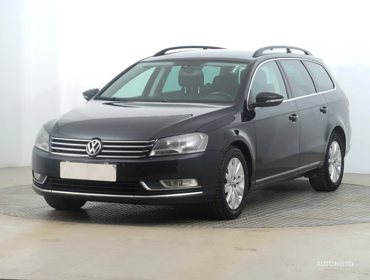Volkswagen Passat, 2011 - pohled č. 3