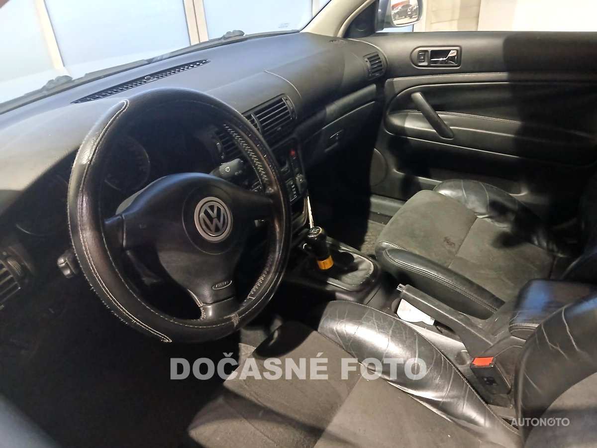 Volkswagen Passat, 2003 - pohled č. 3