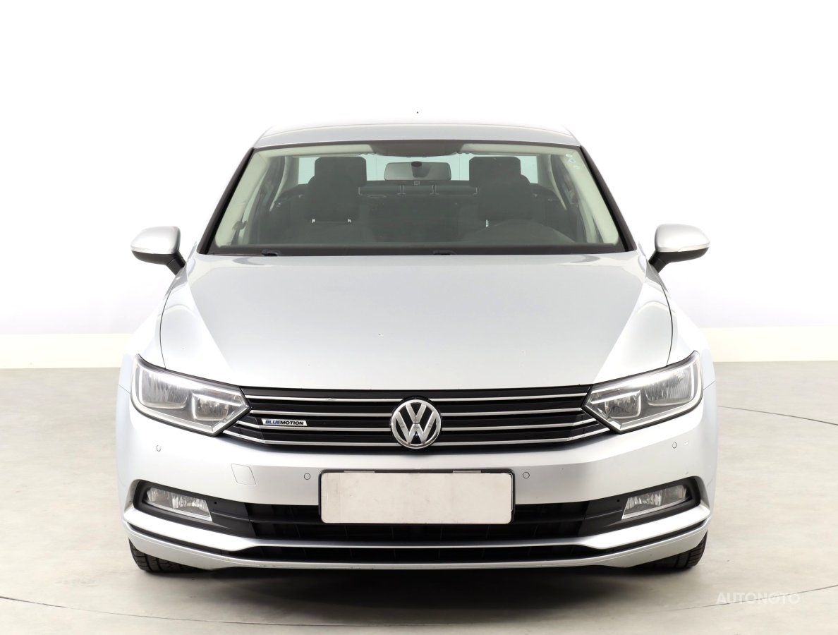 Volkswagen Passat, 2016 - pohled č. 2