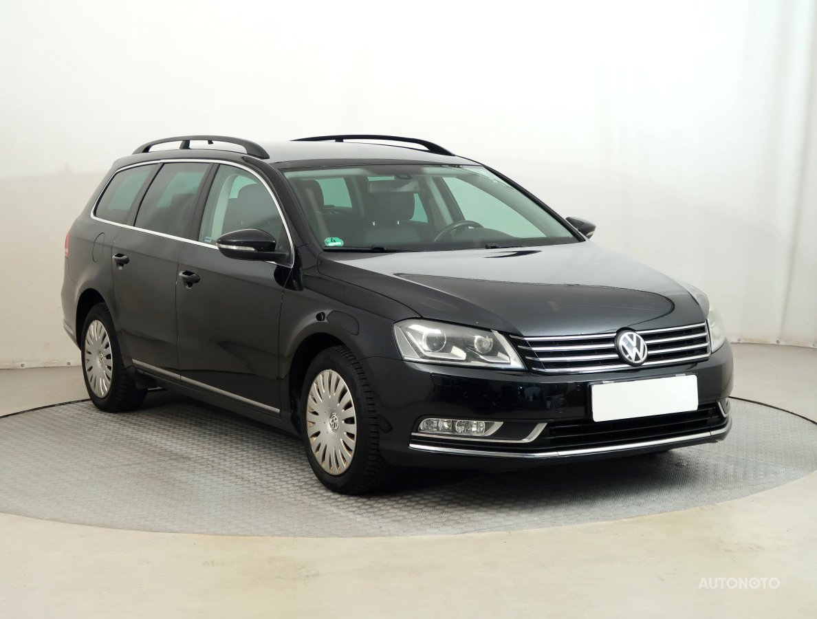 Volkswagen Passat, 2011 - celkový pohled