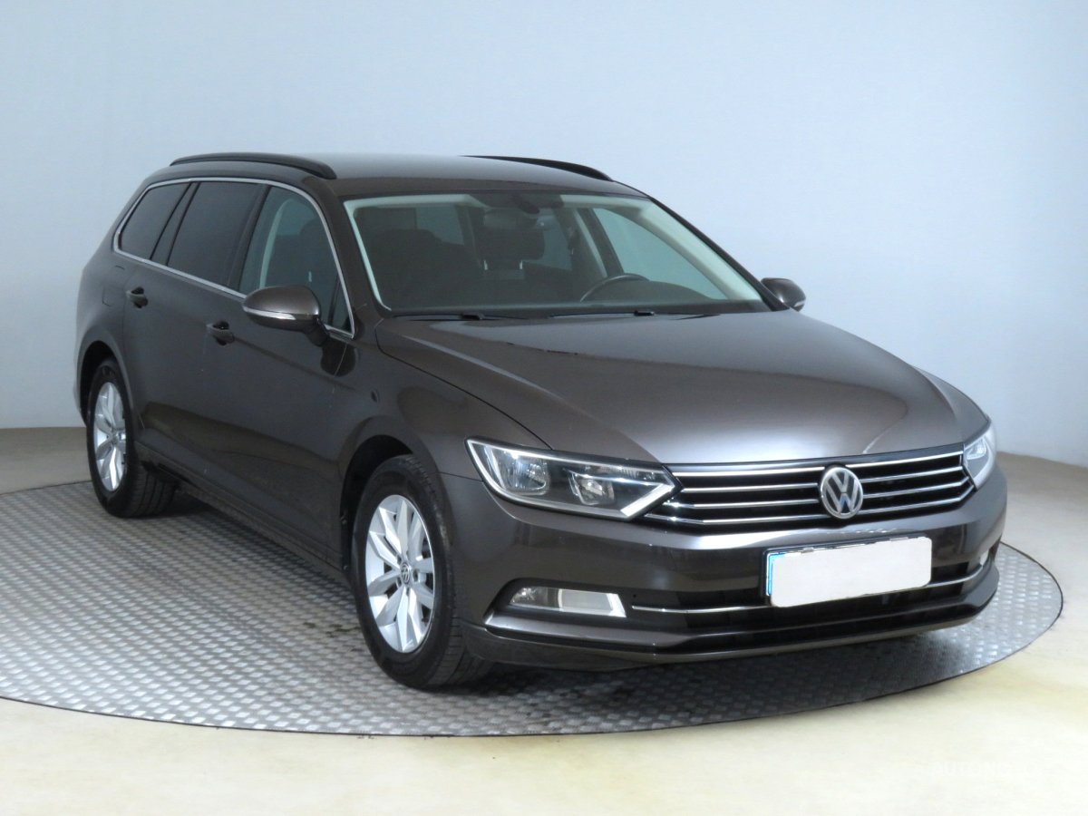 Volkswagen Passat, 2015 - celkový pohled
