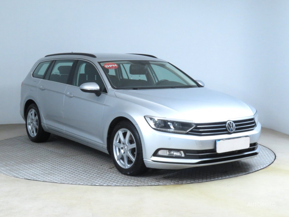 Volkswagen Passat, 2015 - celkový pohled