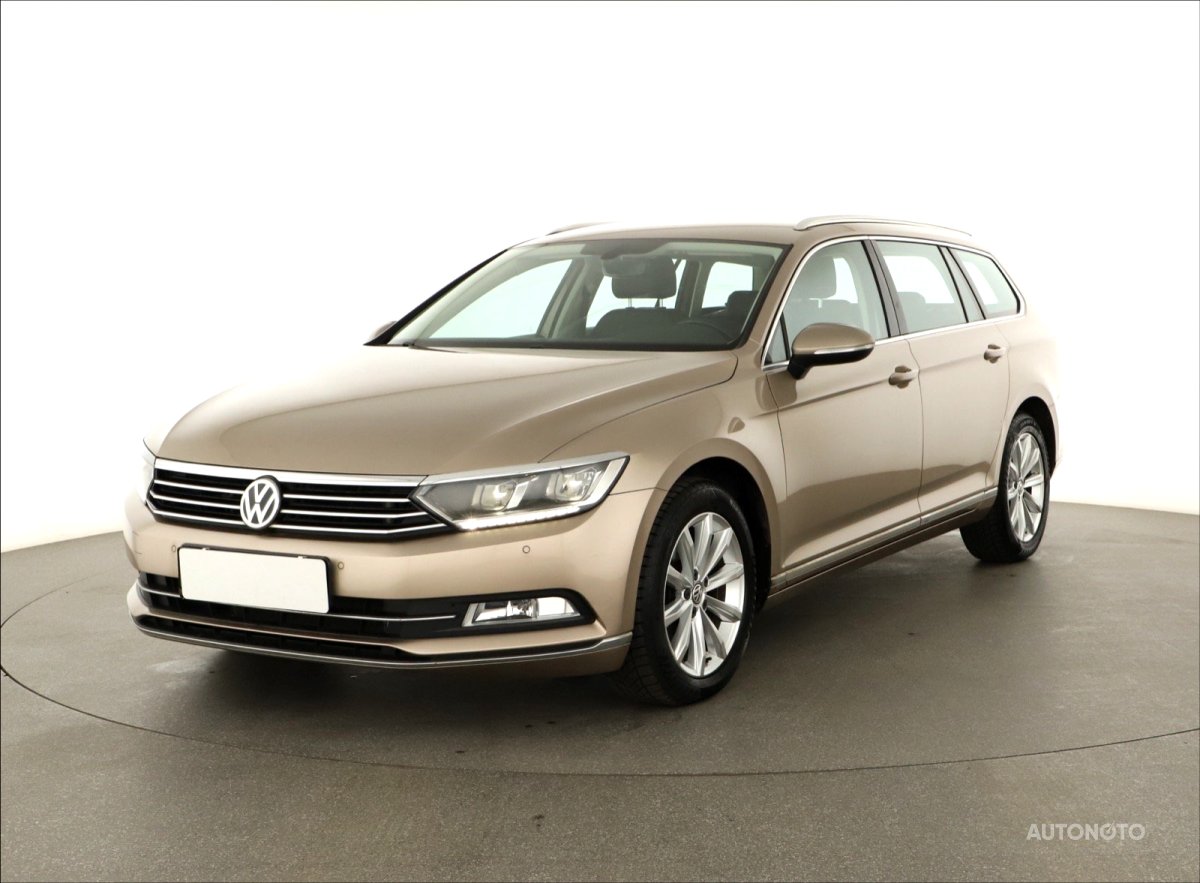 Volkswagen Passat, 2016 - pohled č. 3