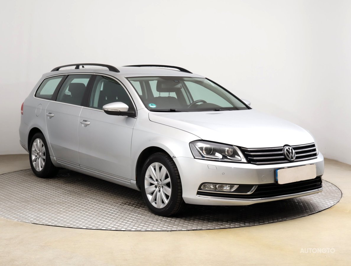 Volkswagen Passat, 2013 - celkový pohled