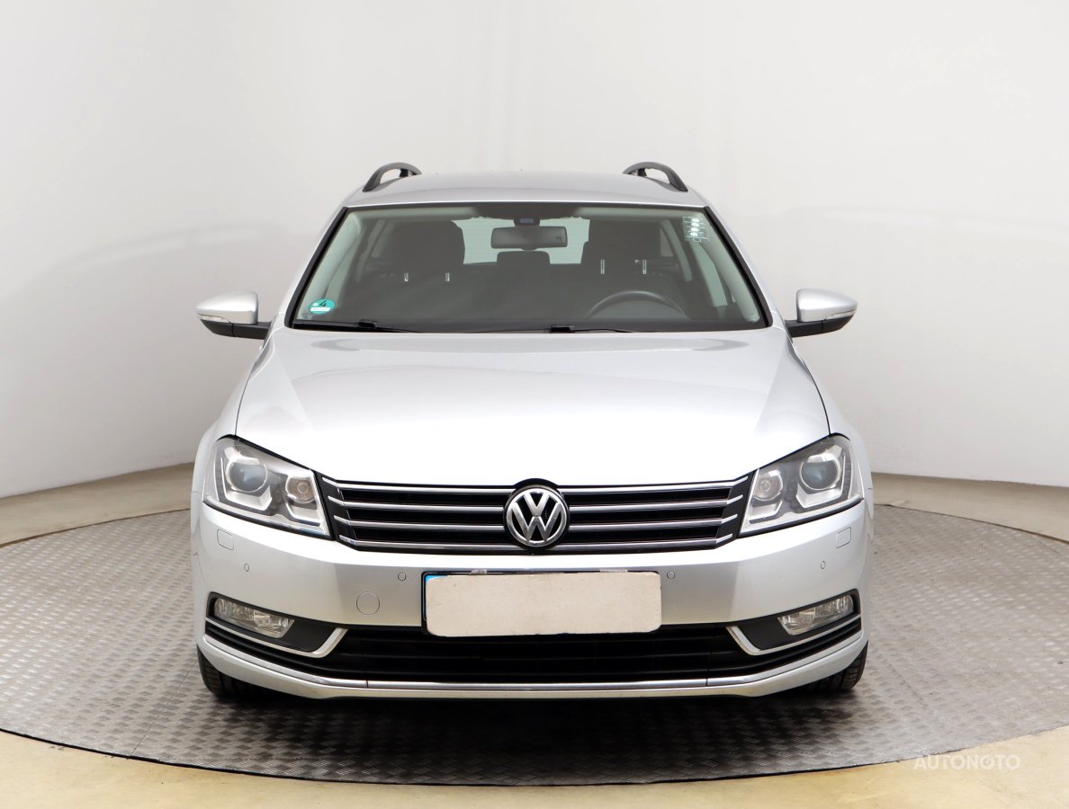 Volkswagen Passat, 2013 - pohled č. 2