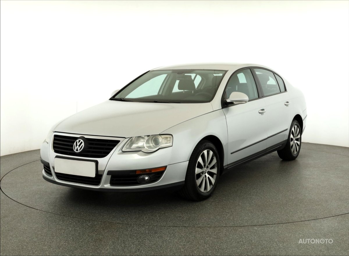 Volkswagen Passat, 2010 - pohled č. 3