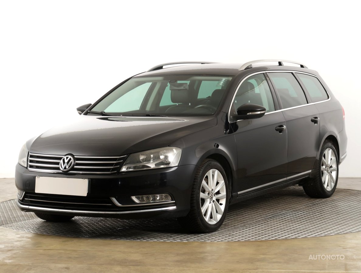 Volkswagen Passat, 2011 - pohled č. 3