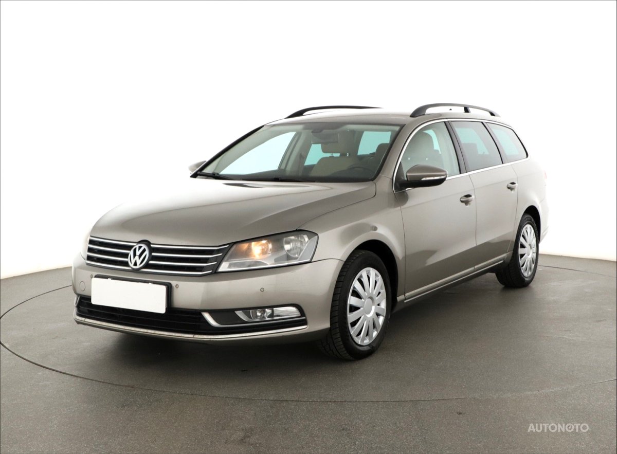 Volkswagen Passat, 2013 - pohled č. 3