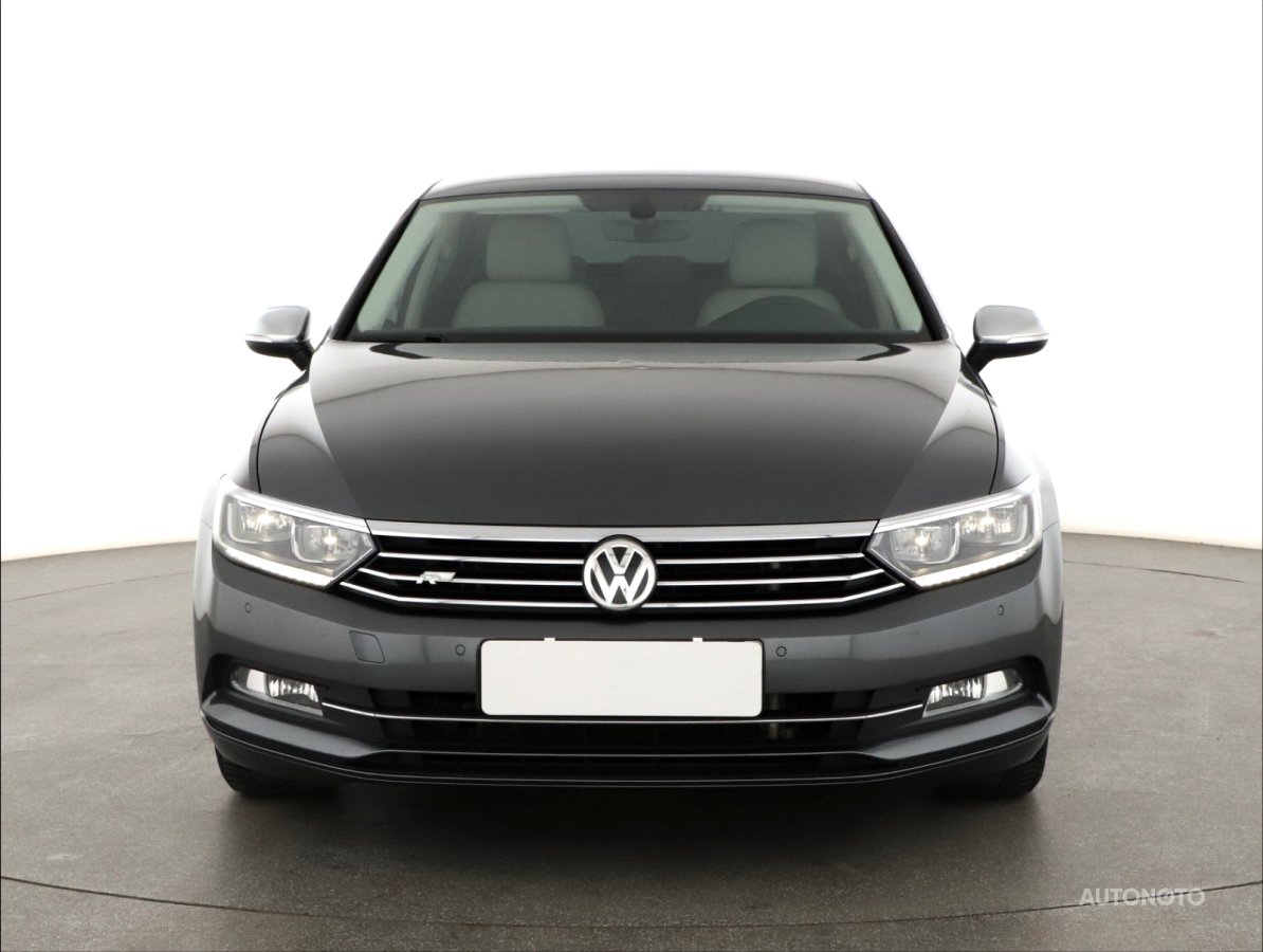 Volkswagen Passat, 2017 - pohled č. 2