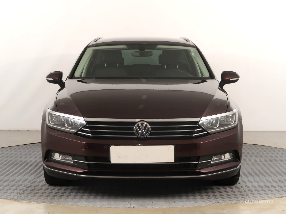 Volkswagen Passat, 2016 - pohled č. 2